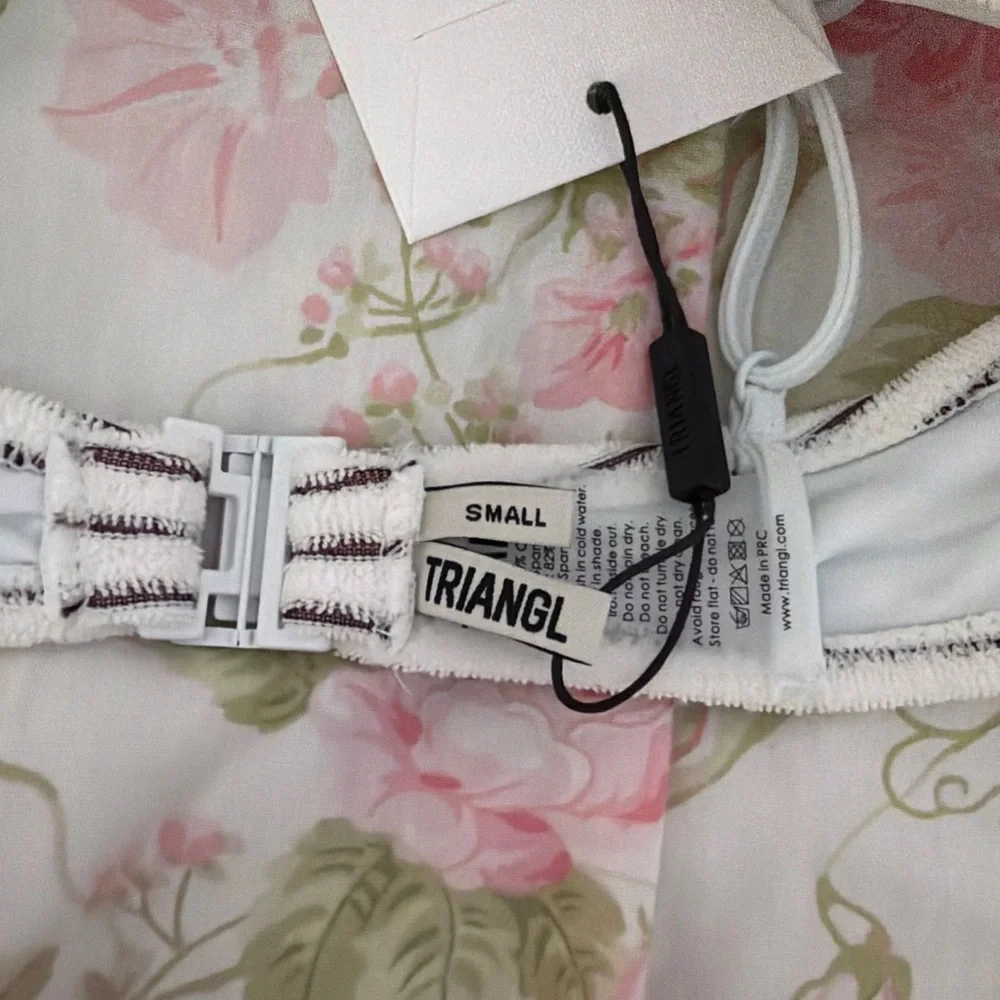 Triangl Swimwear! White Bikini Set with Thin Black Stripe Detail - Picture 3 of 5